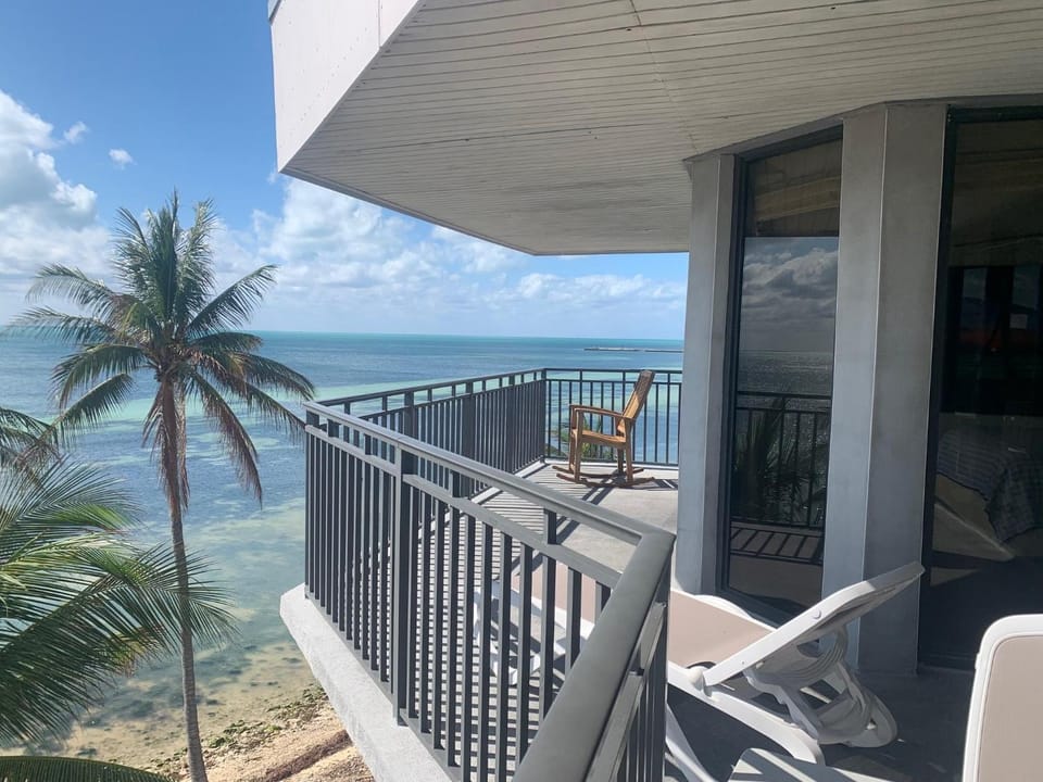 Tom's Oceanfront Penthouse House in Key West