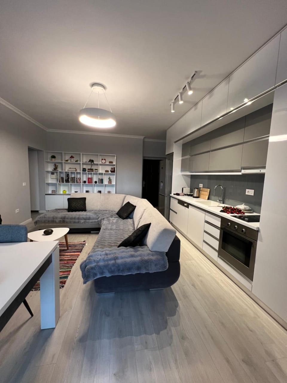 Kitchen or kitchenette, Living room, Photo of the whole room, Seating area, pet friendly