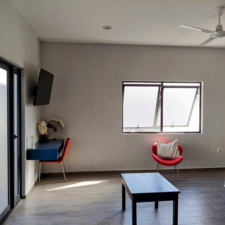 Studios V19 Bed and Breakfast in Colima