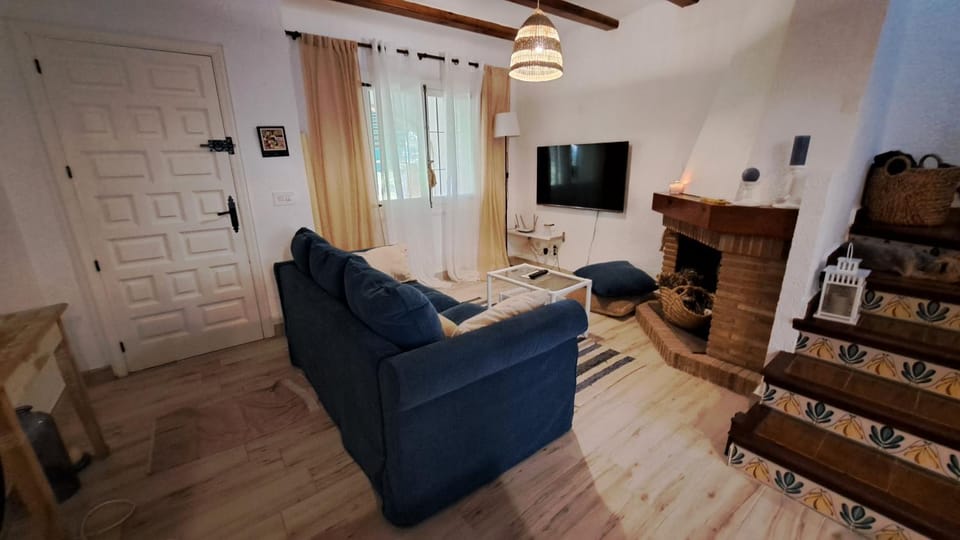 TV and multimedia, Living room, flat iron