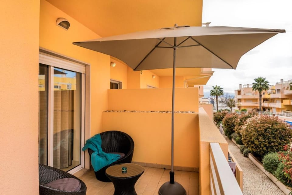 NEW !! Two Bedroom Cabanas Tavira - Banda Musical RED Apartment in Cabanas de Tavira