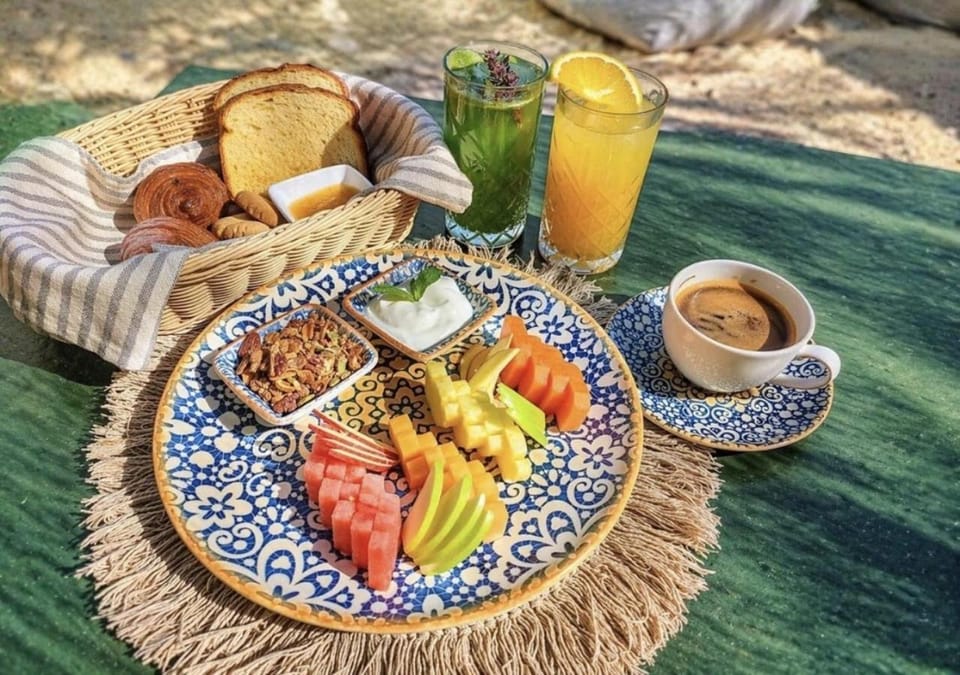 Food and drinks, Food, Breakfast, Drinks