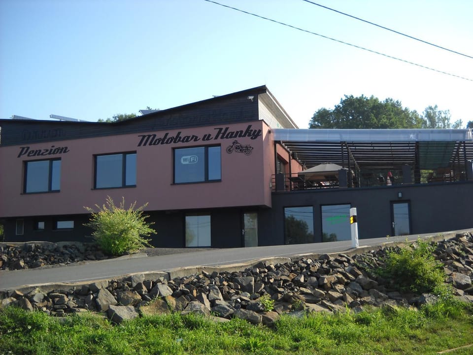 Penzion a Motobar Bravantice Bed and Breakfast in Czechia