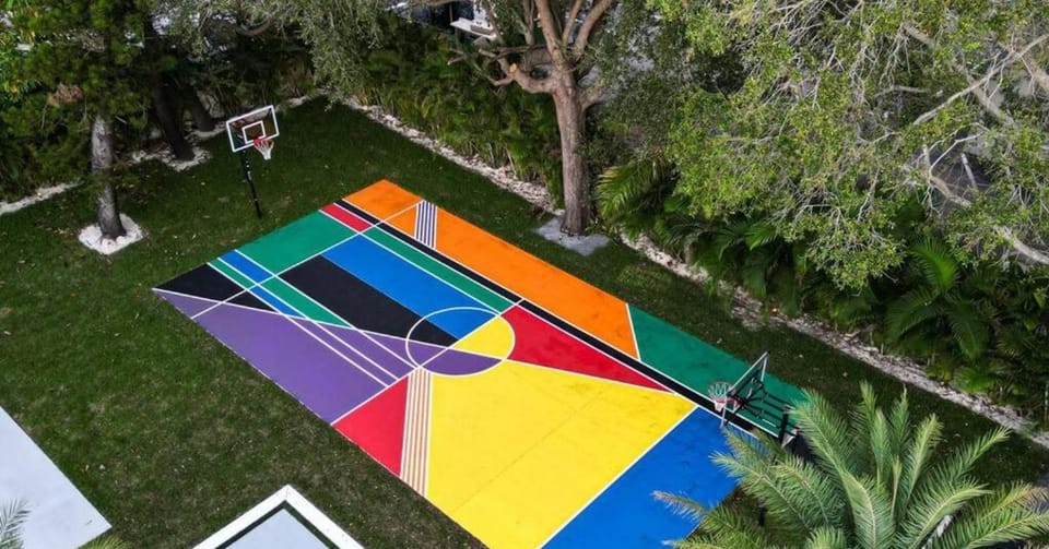 Communal lounge/ TV room, Spring, Day, Natural landscape, Children play ground, Garden, Balcony/Terrace, Tennis court, Evening entertainment, Garden view