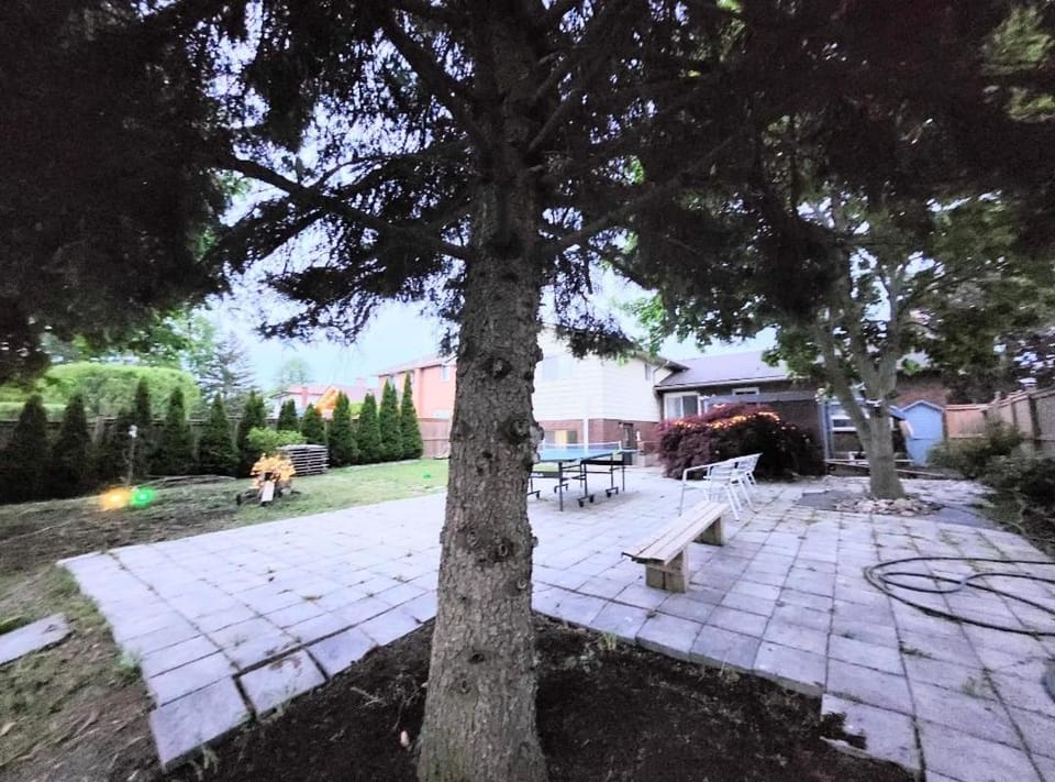 Cozy Home Close to Attractions in Niagara Falls House in Saint Catharines