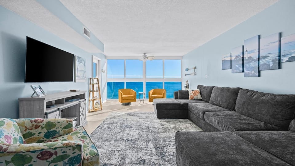 Edgewater West 82 House in West Beach