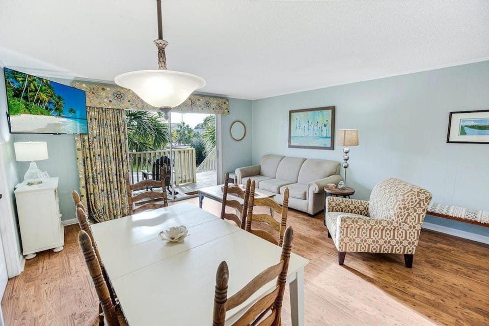 Astonishing 2 Bdm King Resort View Villa 2nd Flr House in South Carolina