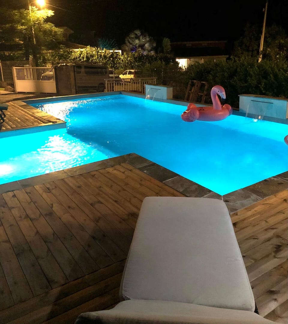 Pool view, Swimming pool, Swimming pool