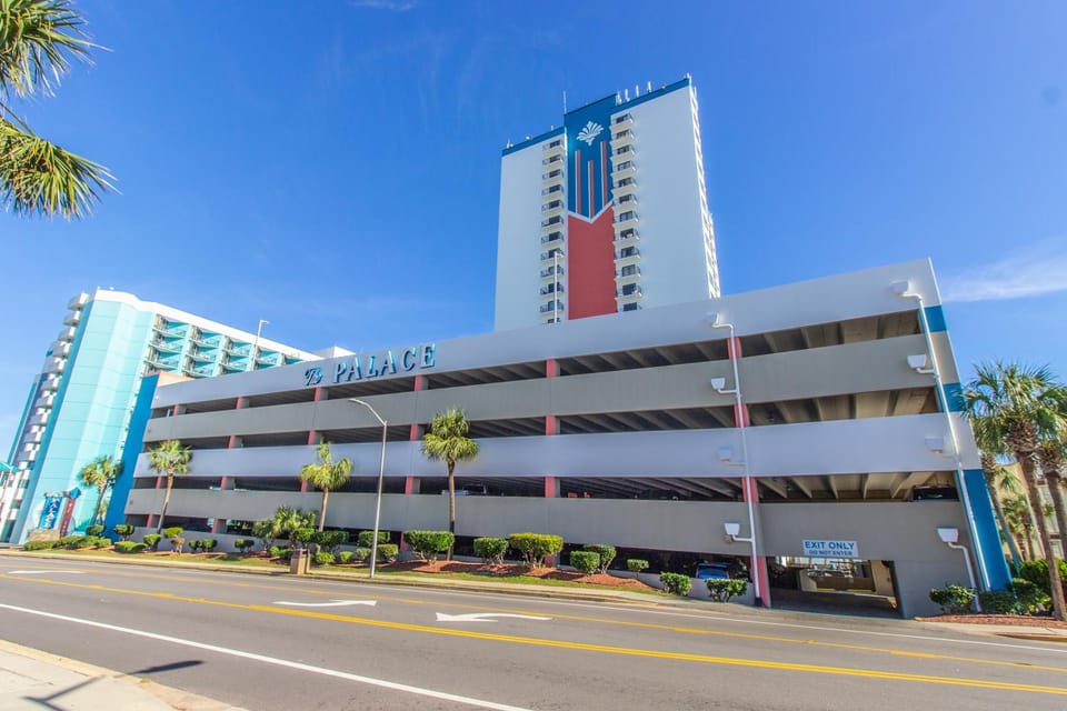 NEW! Palace Resort Oceanfront Studio Sleeps 4 Apartment in Myrtle Beach