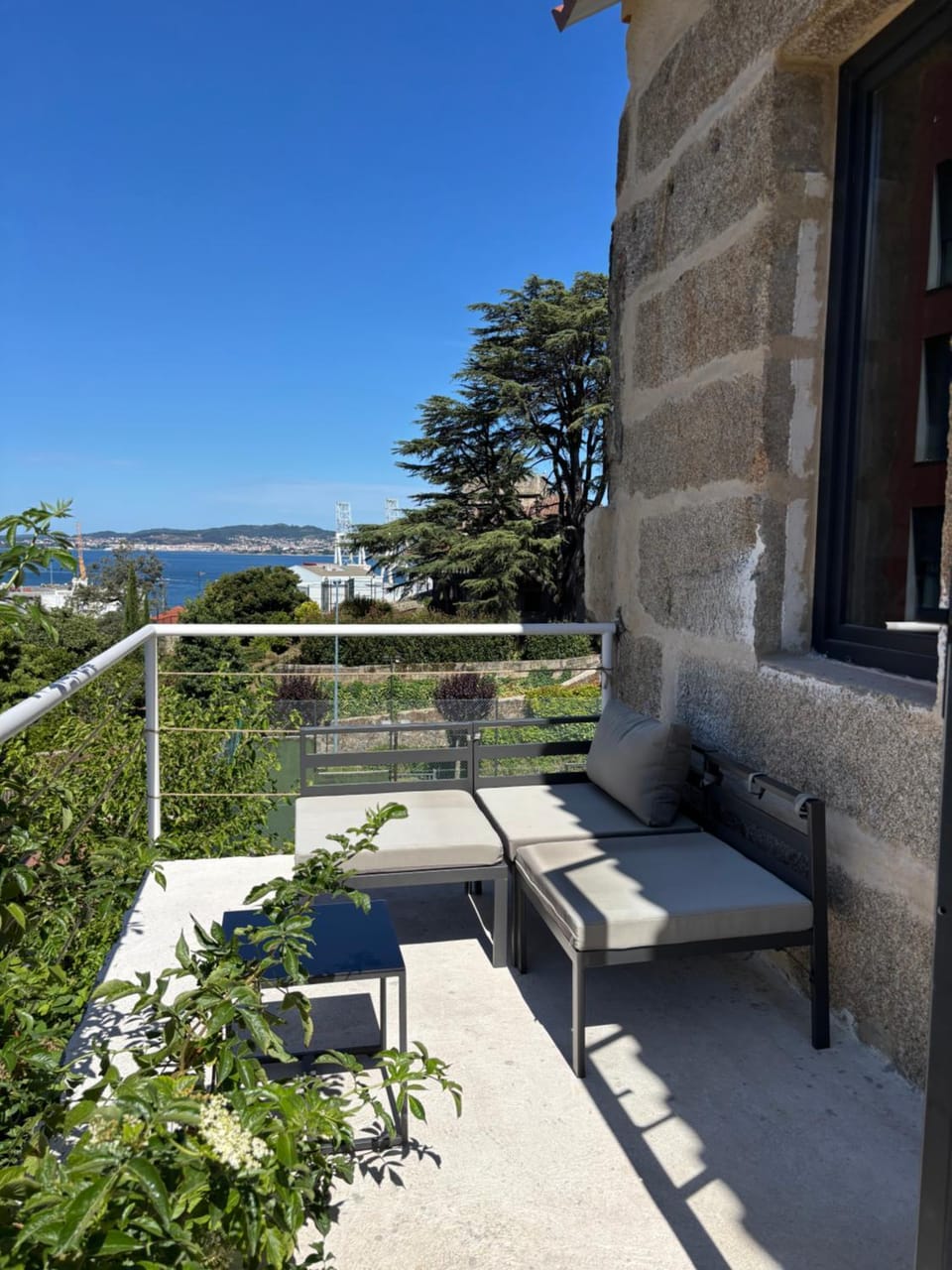 View (from property/room), Balcony/Terrace