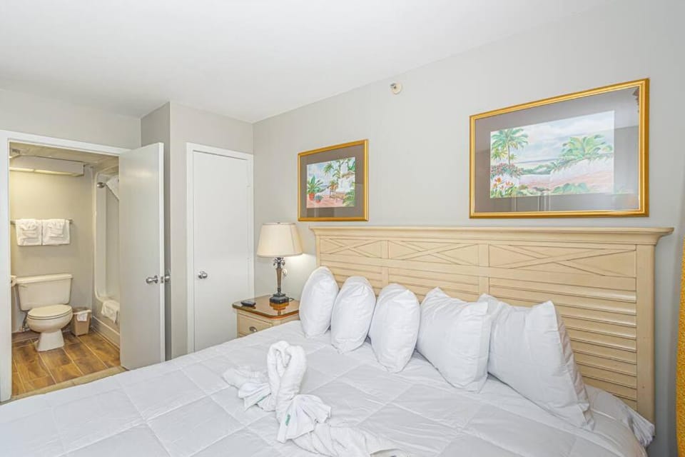 Atlantica 2/2 OF w/wifi, Parking Apartment in Myrtle Beach