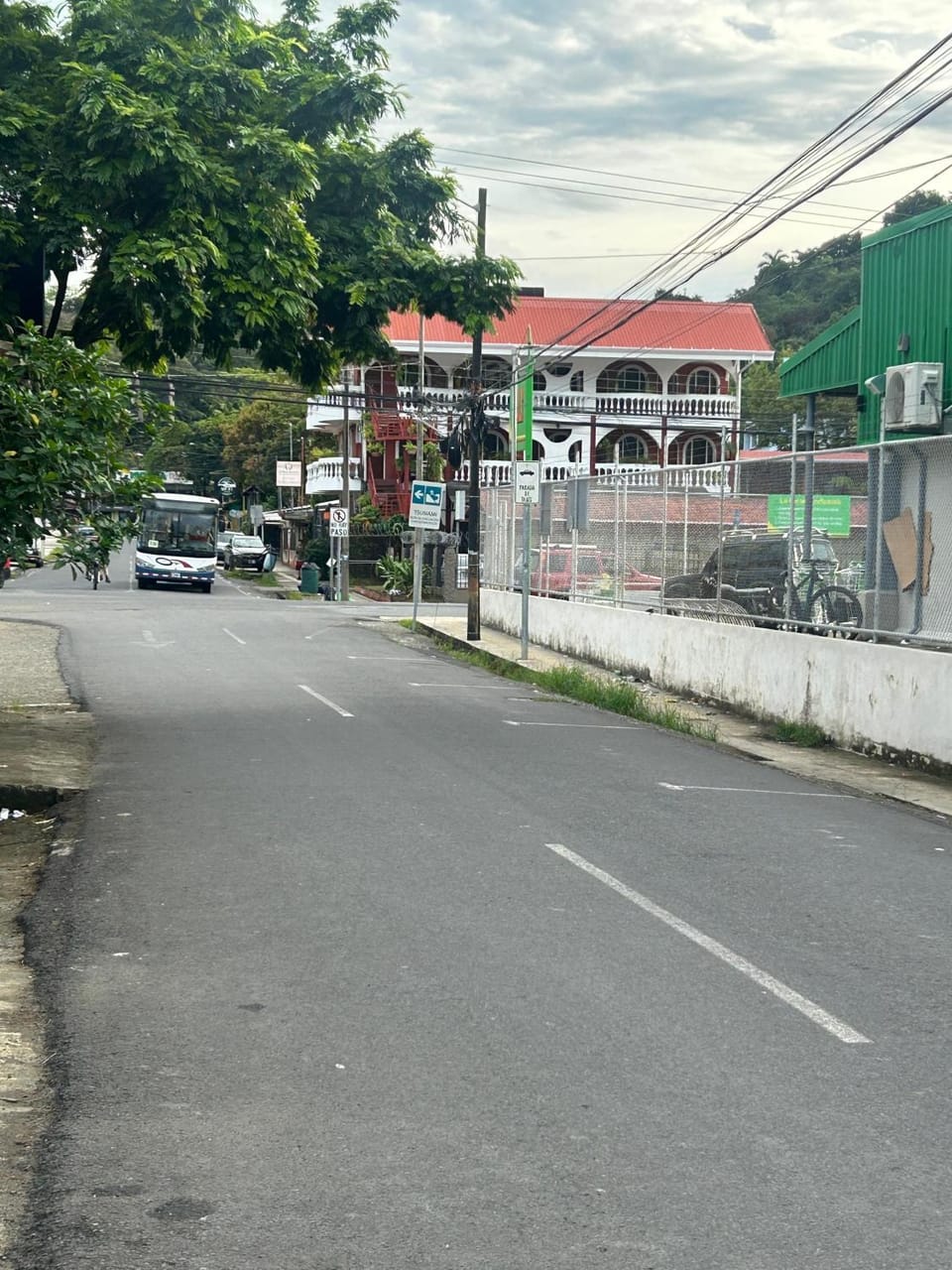 Neighbourhood, Street view, Location