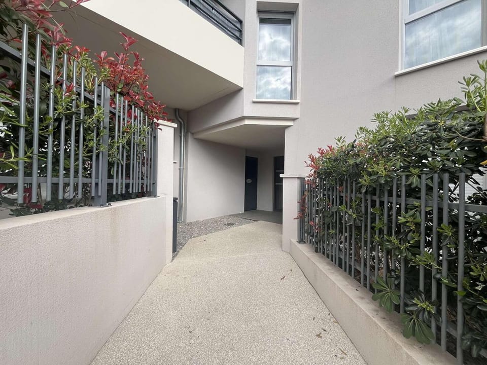 Charmant T2 centre Lavandou avec climatisation et parking privé - FR-1-308-187 Apartment in Le Lavandou