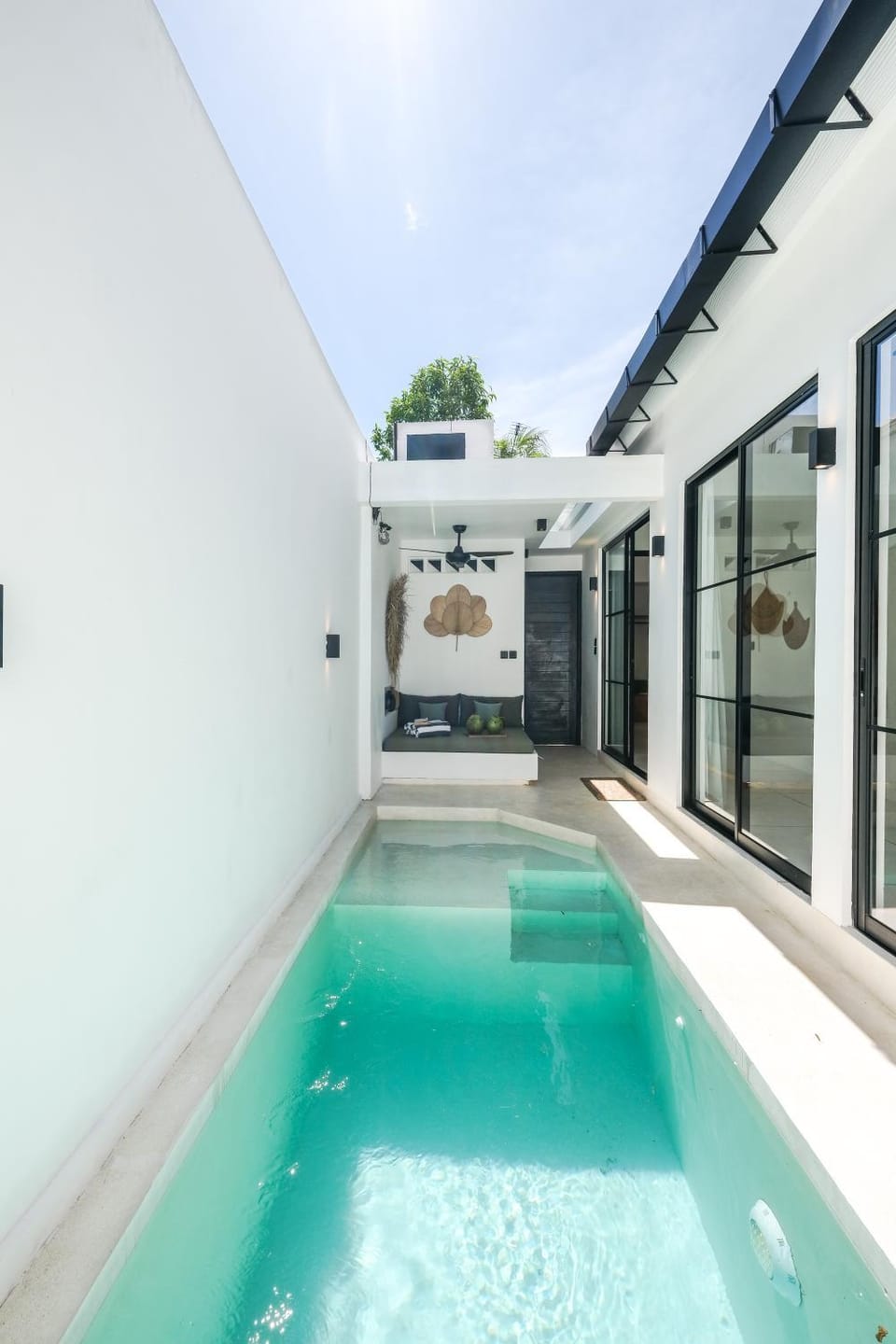 Property building, Swimming pool
