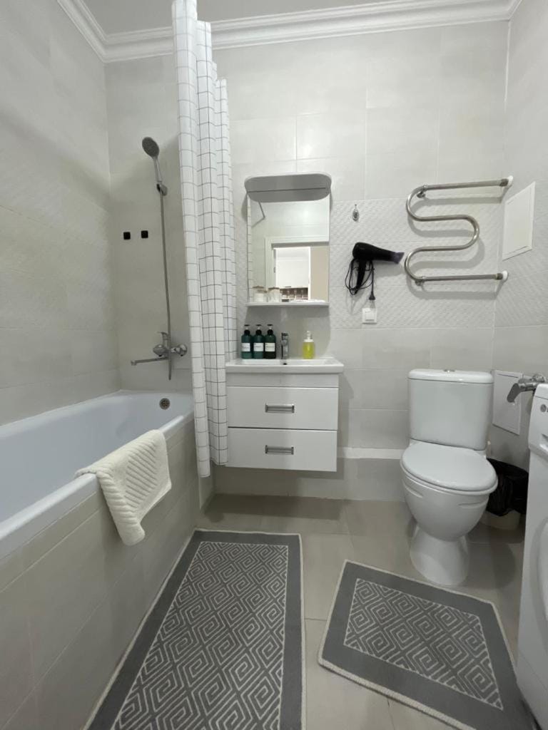 Toilet, Bathroom, Bath, towels