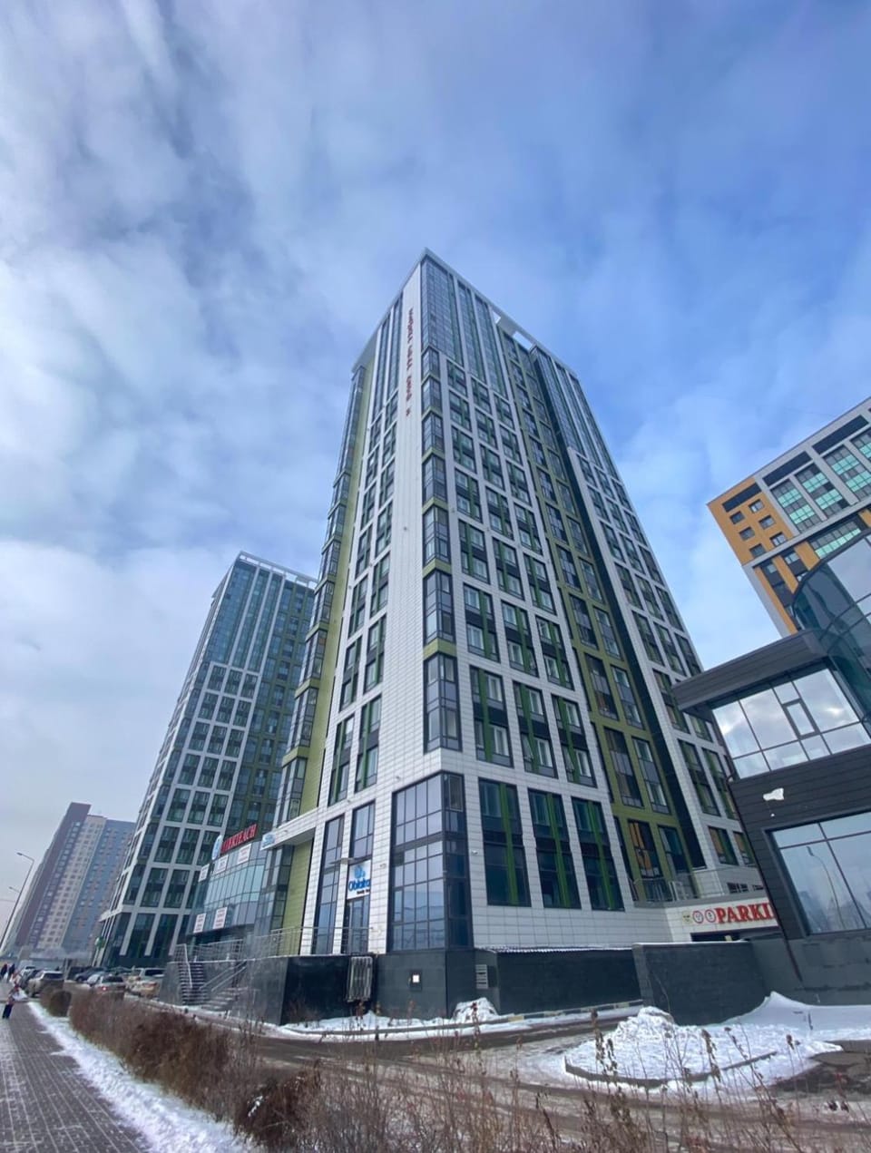 Property building, Day