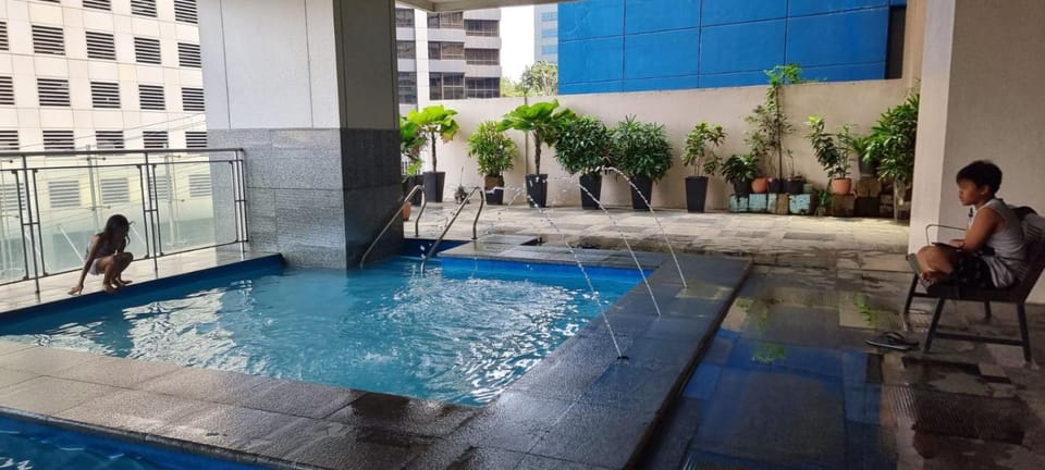 ADB AVENUE TOWER Apartment in Mandaluyong
