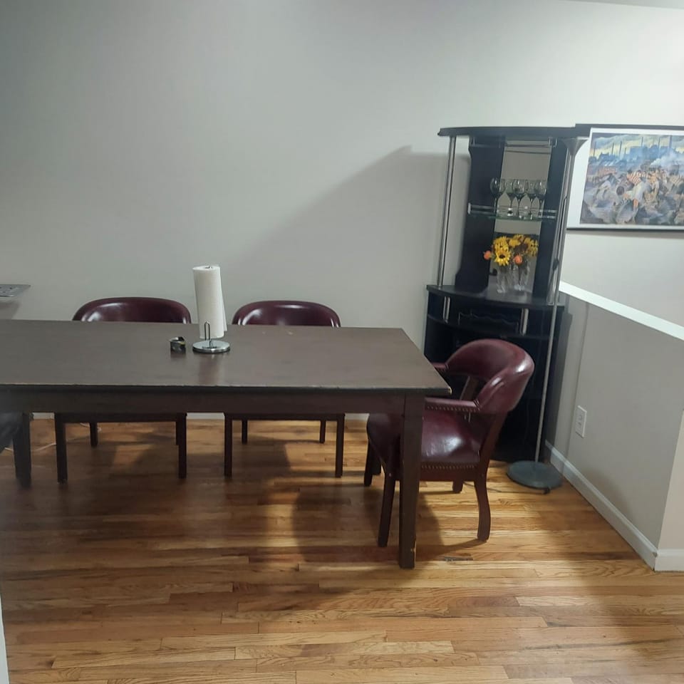 Cosy Bedroom 12mins to Airport Prudential NJIT UMDJ Penn Station Vacation rental in Newark