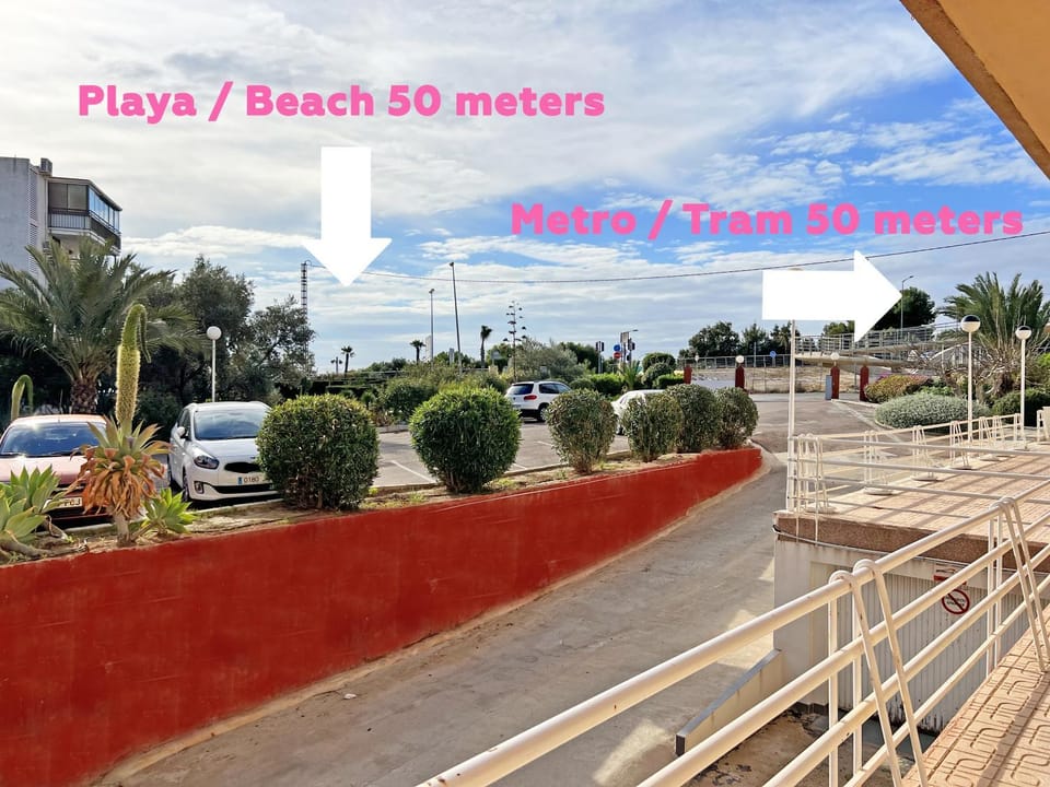 A 100 metros de la playa. Parking Gratuito Privado Apartment in Alicante