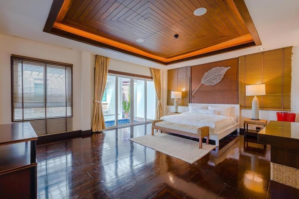 7 Bedrooms Mansion on The Golf Course! JB2 Villa in Thailand