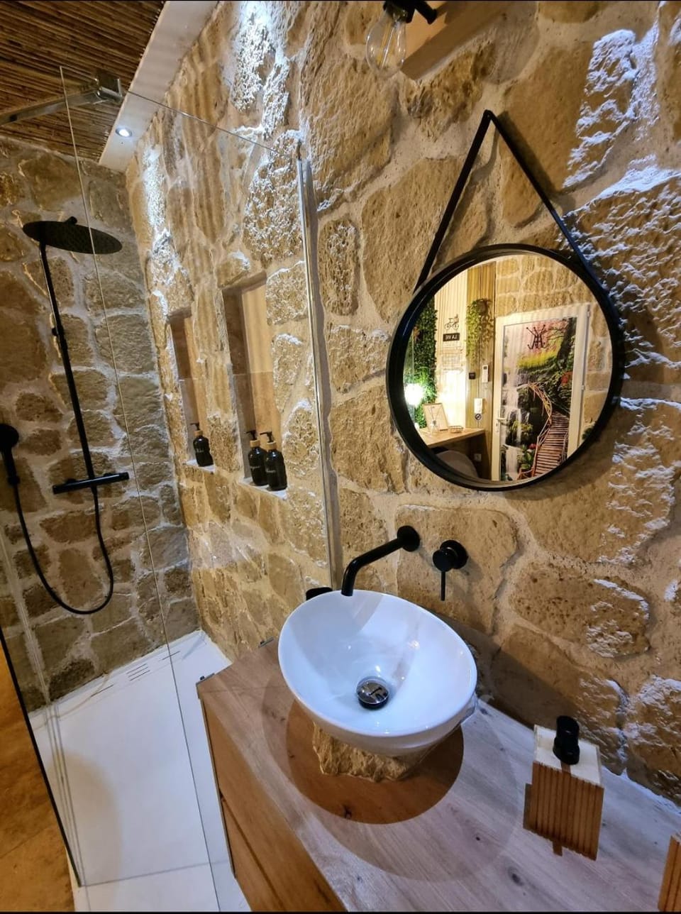 Les Spas de la mer, Suite & Spa, Love room, Plein Cœur du Grau Apartment in Le Grau-du-Roi