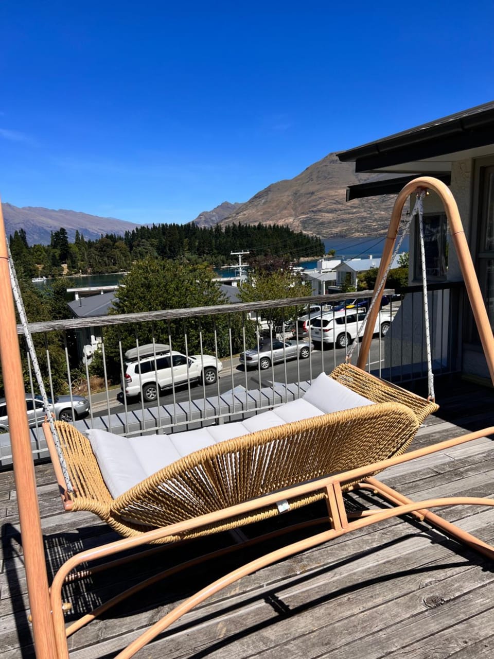 Natural landscape, Mountain view, sunbed