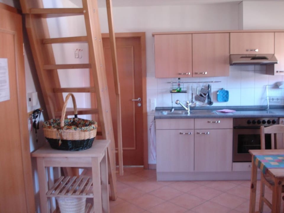 Property building, Kitchen or kitchenette, Living room