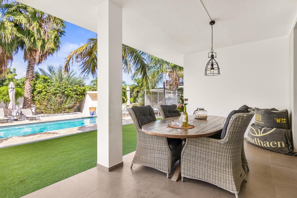 Goudhaen Luxury Private apartments Jan Thiel Beach Apartment in Jan Thiel