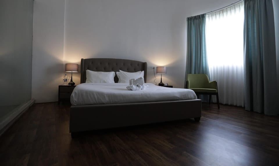 Property building, Photo of the whole room, Bedroom