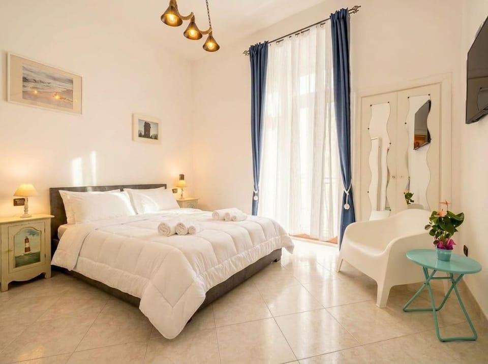 L'onda del Mare: Marina Seaview Panoramic Loft Apartment in Apulia
