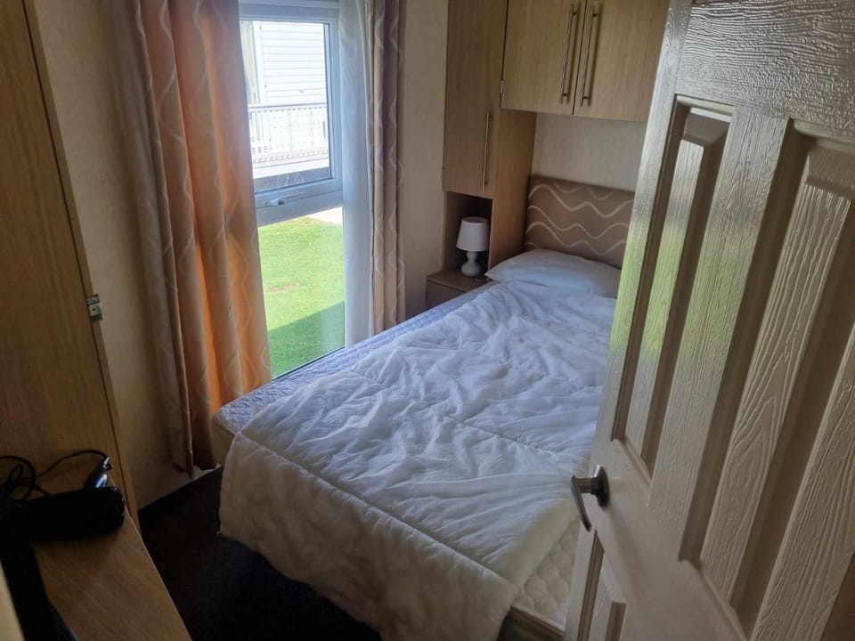 S265 3 bed caravan Golden Palm . Chapel St Leonards Campground/ 
RV Resort in Chapel Saint Leonards