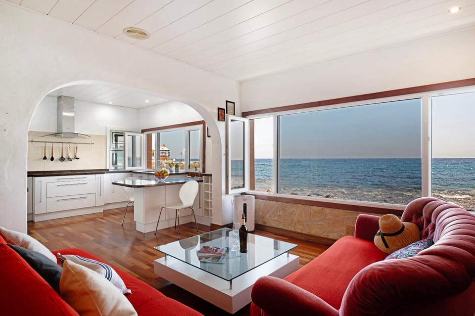 Property building, Living room