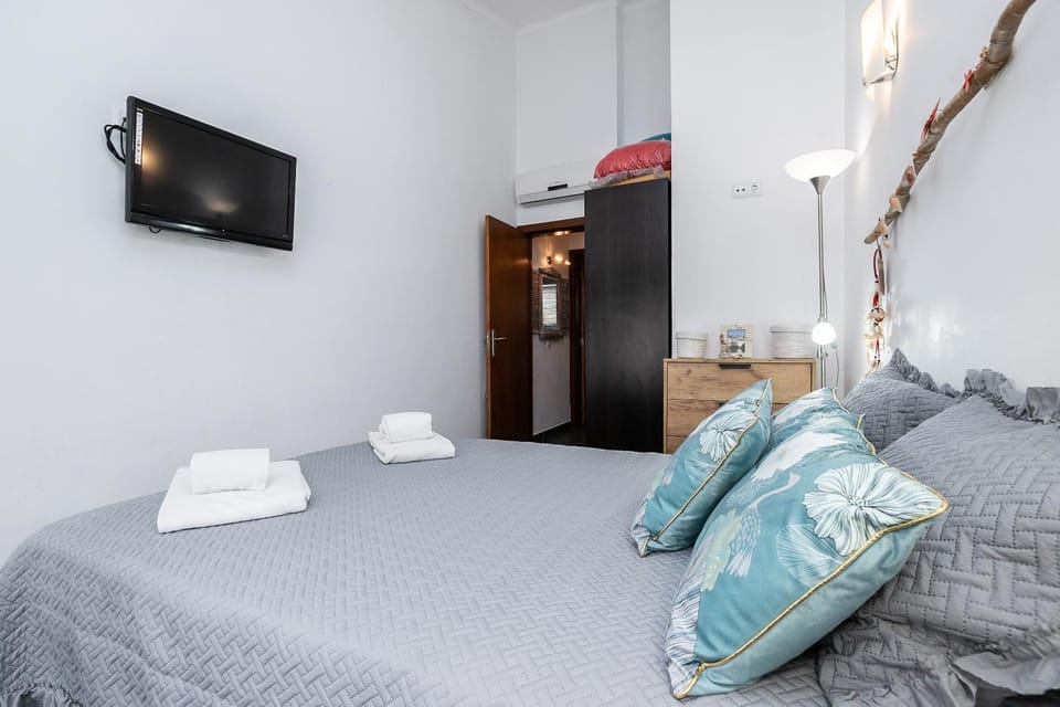 NEW!! 1 Bedroom Center Tavira - R. Freiras Apartment in Tavira