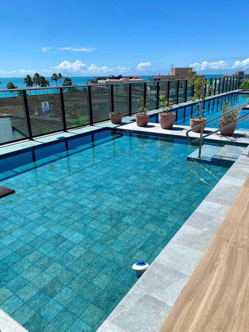 Day, Natural landscape, View (from property/room), Balcony/Terrace, Pool view, Sea view, Swimming pool, sunbed