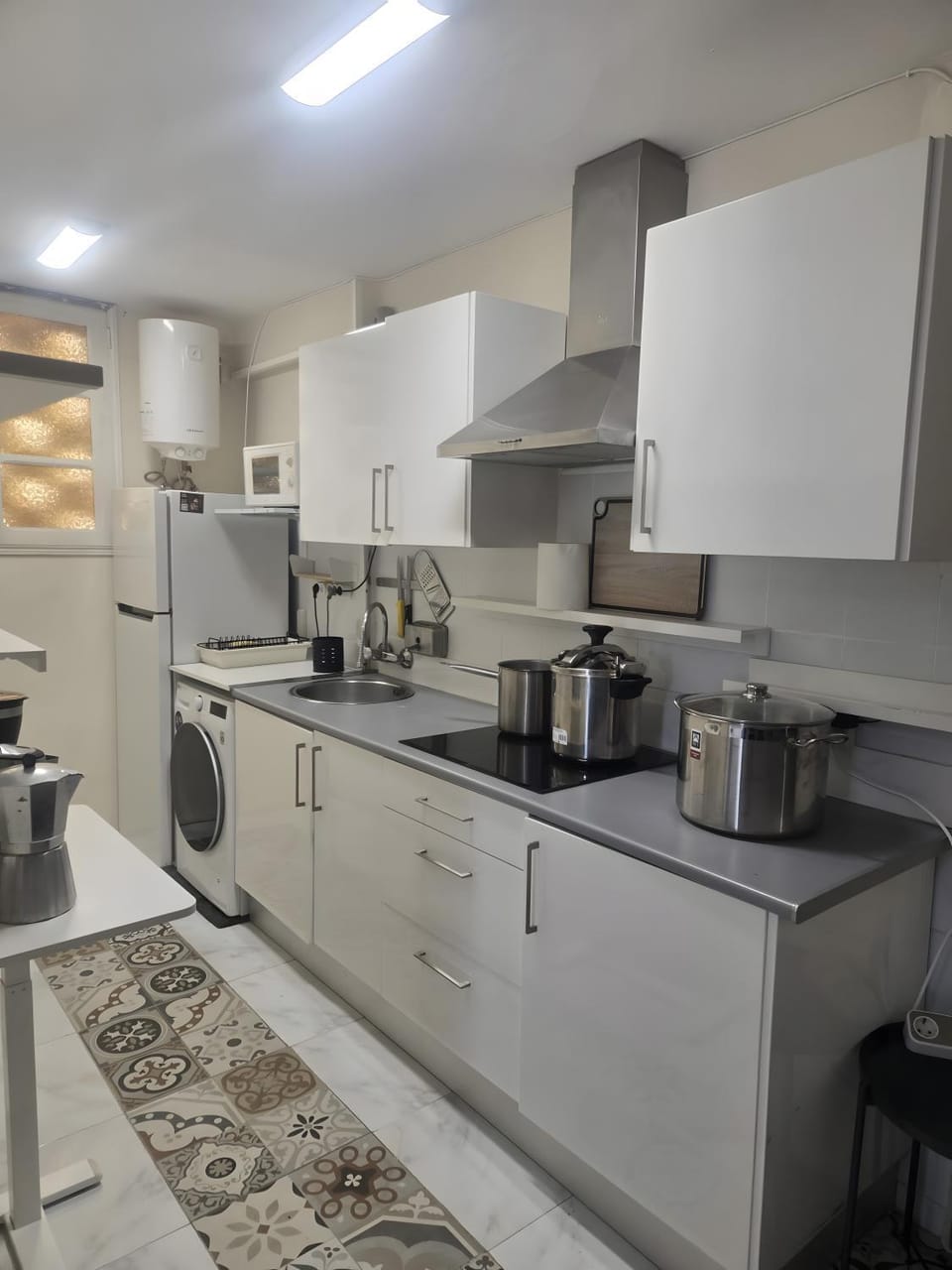 Kitchen or kitchenette, Living room
