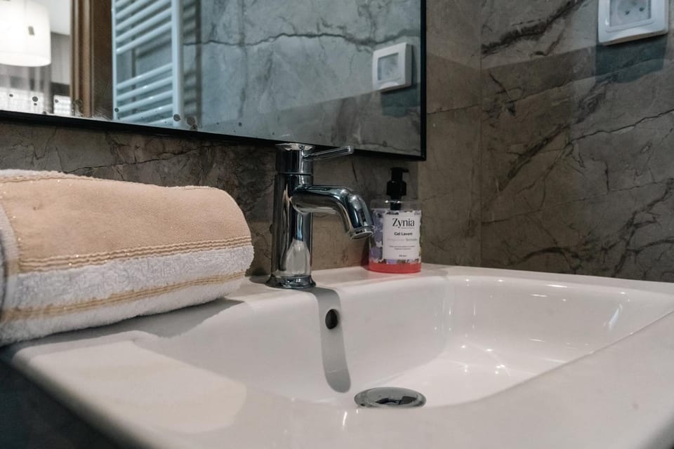 Luxueux S+2 Menzah5 Apartment in Tunis