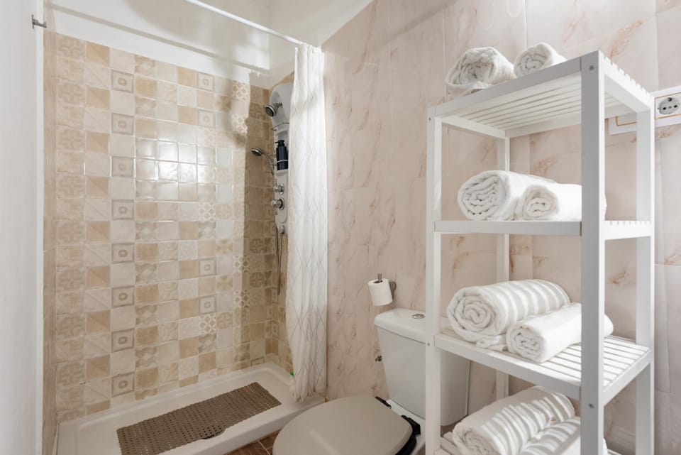 Bathroom, Living room