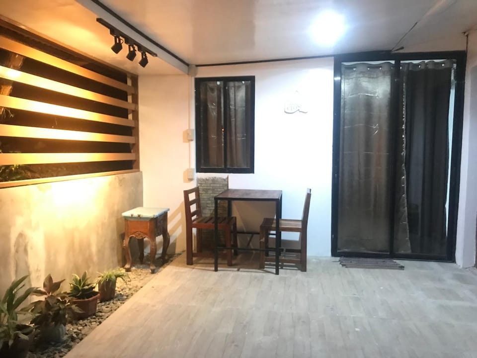 Central Hub Homestay House in Puerto Princesa