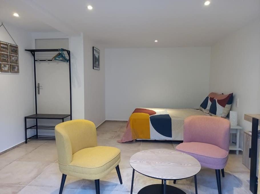 Les Myosotis Cavaillon/Petit Luberon Apartment in Cavaillon