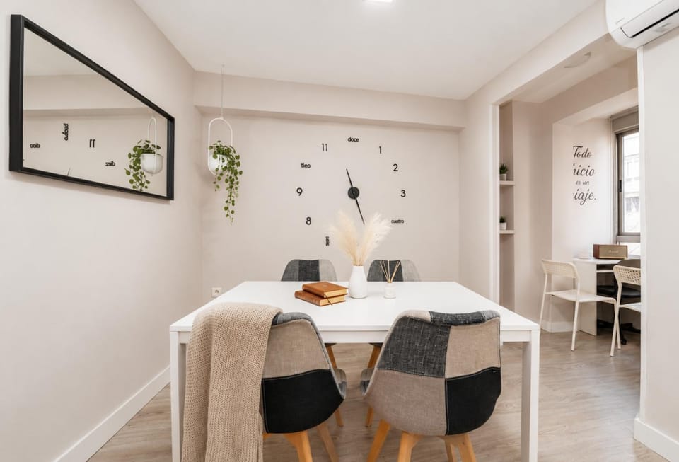 Lounge or bar