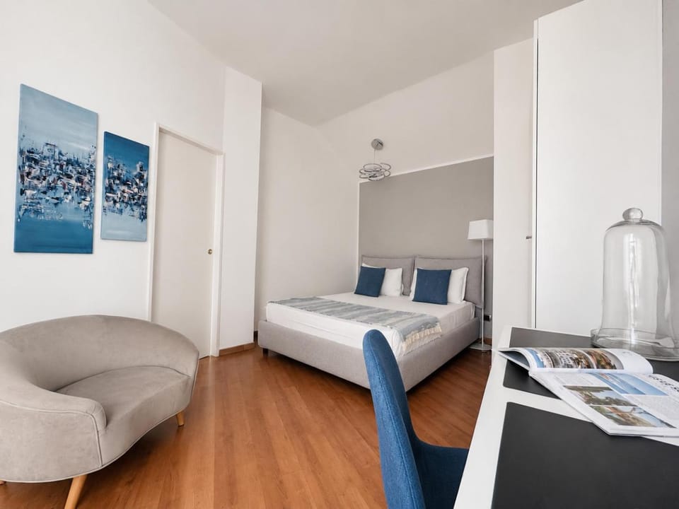 Bed, Kitchen or kitchenette, Photo of the whole room