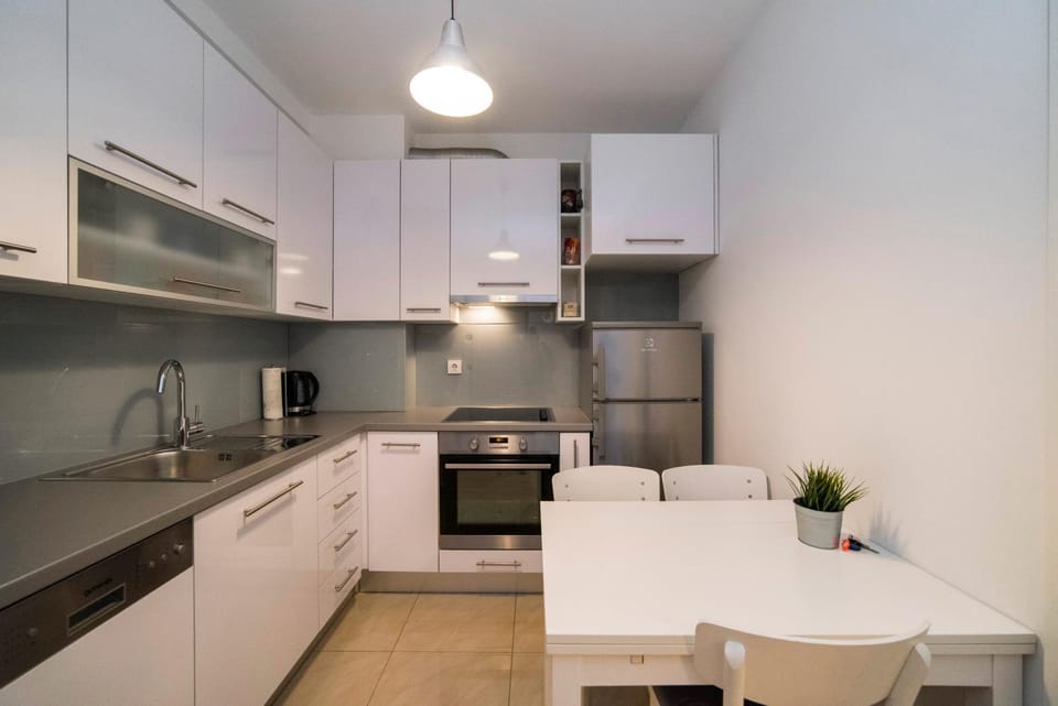 Kitchen or kitchenette, dishwasher, pet friendly, stove