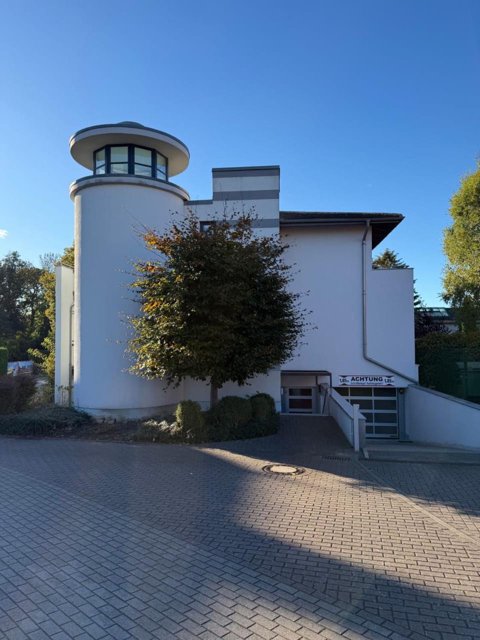 Facade/entrance, Street view