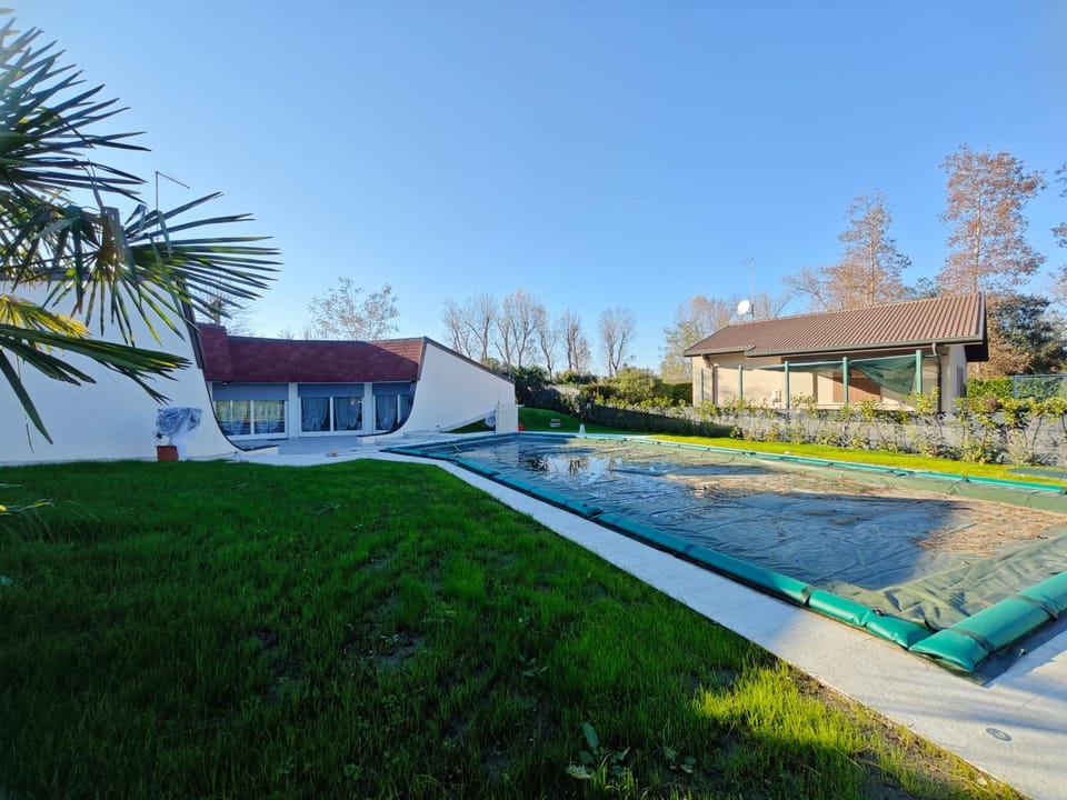 Garden view, Pool view