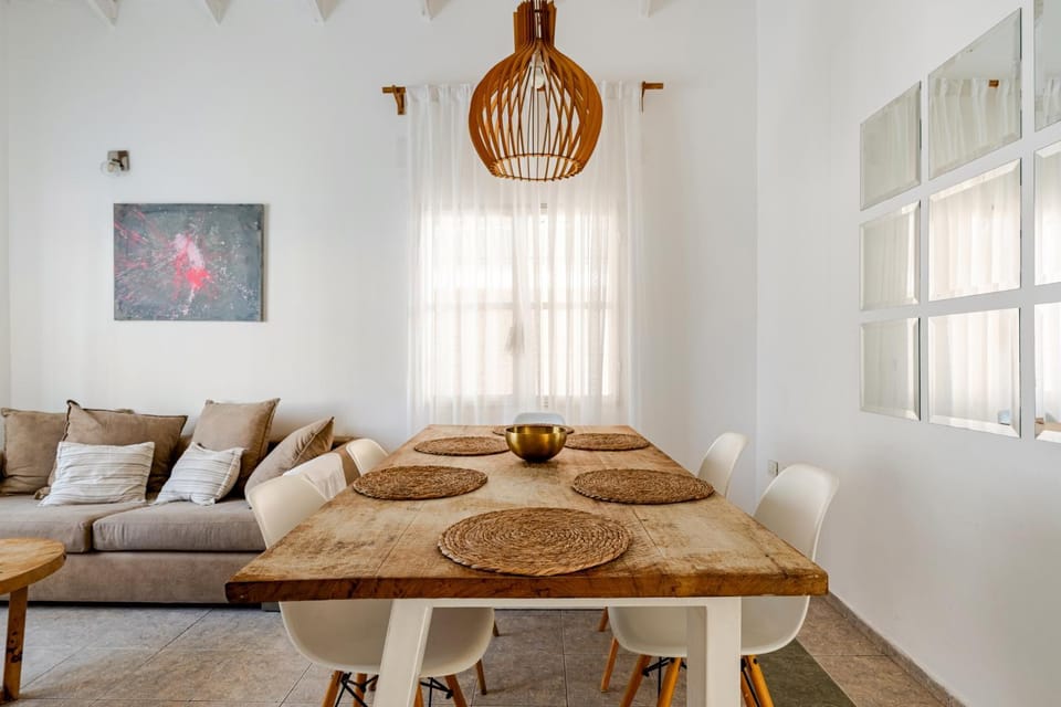 Familia y Amigos con Pileta, Asador y Cochera House in Cordoba