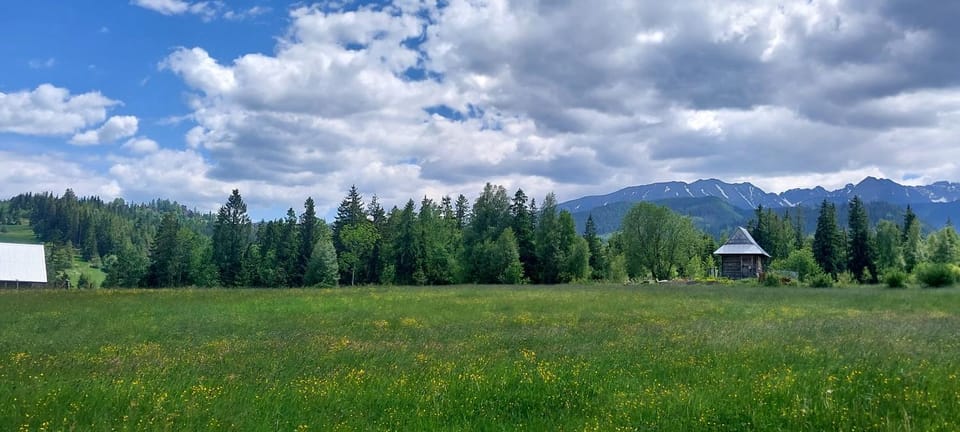 Nearby landmark, Spring, Day, Natural landscape, Mountain view