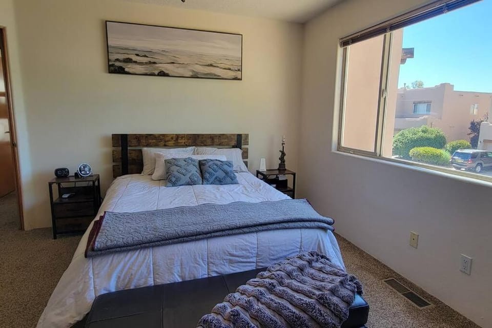 Home near Balloon Fiesta Park! House in Nor Este