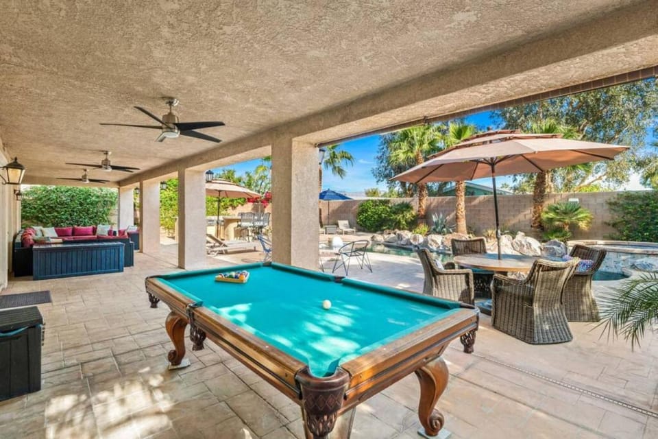 Billiard, Seating area