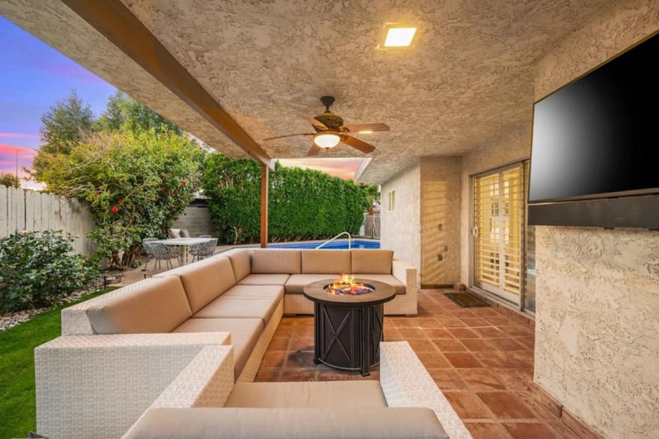 Oasis House With GATED Pool And Spa House in La Quinta