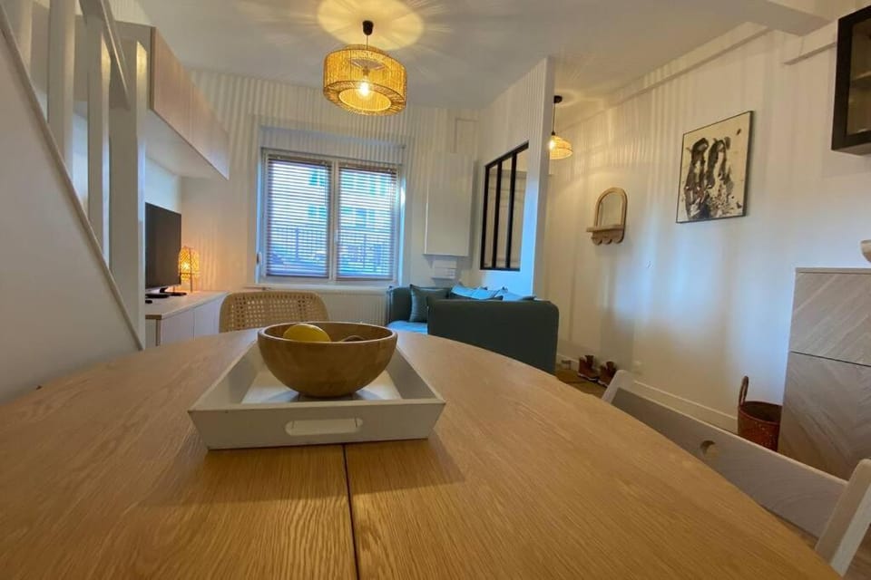 Croix Centre, Maison rénovée - Maison SEB Apartment in Hauts-de-France
